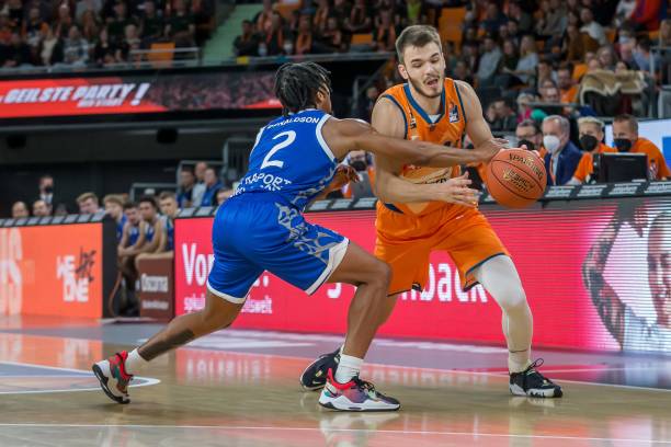 丢球数创下 丢球数创下